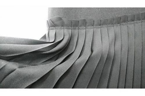 オトナ女子のワントーン