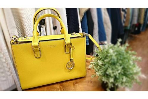 新入荷のバッグ