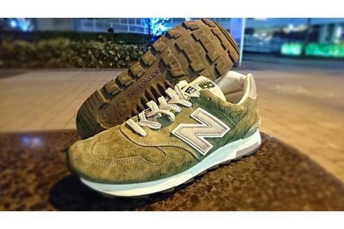 スニーカーのスニーカー