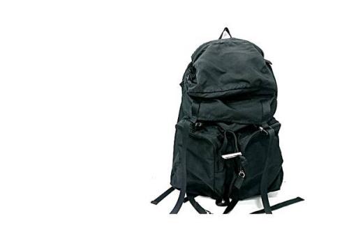 新入荷のPRADA