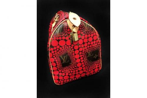 ヴィトンの草間弥生