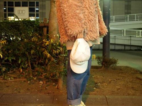 ドフラミンゴのベロアパンツ