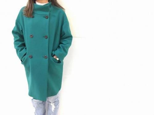 新入荷のビビッドカラー