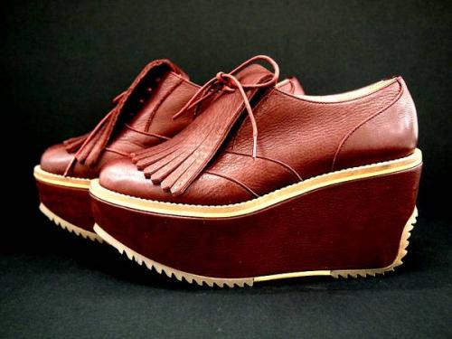 新入荷のヴィヴィアンウエストウッド