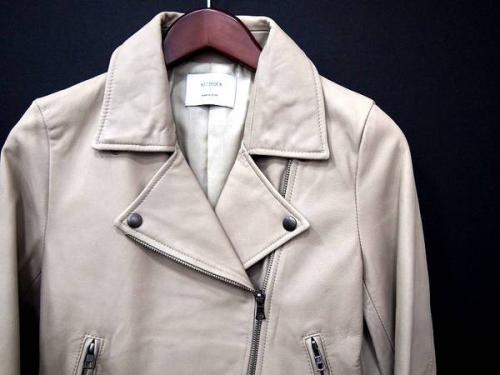 新入荷のセリーヌ