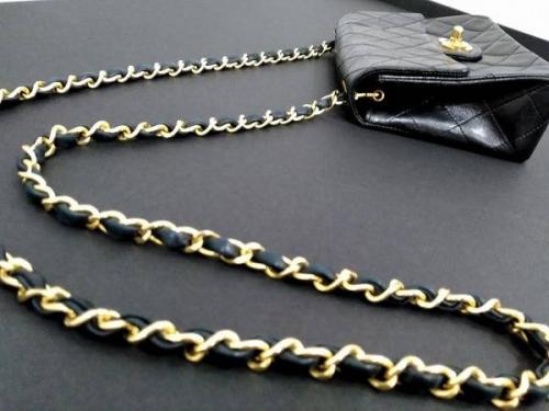 新入荷のシャネル