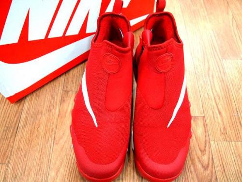 新入荷のナイキ