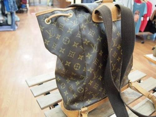 SUPREMEのLOUIS VUITTON