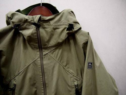 新入荷のクレッタルムーセン