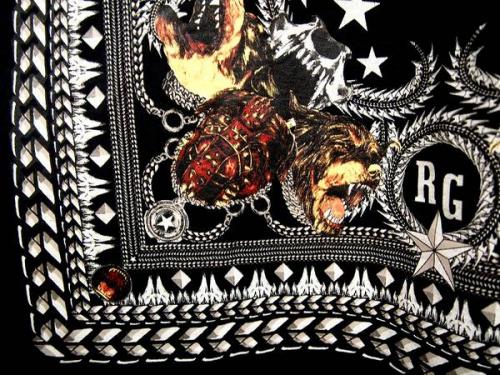 新入荷のジバンシィ