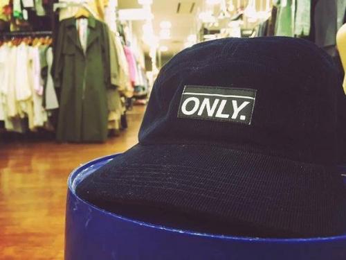 秋物強化の新入荷