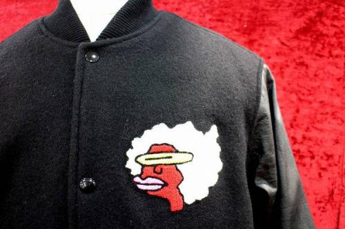 新入荷のシュプリーム