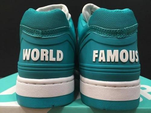 ナイキのシュプリーム