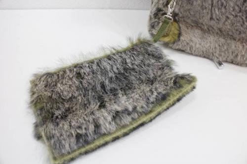 シャネルのファーアイテム