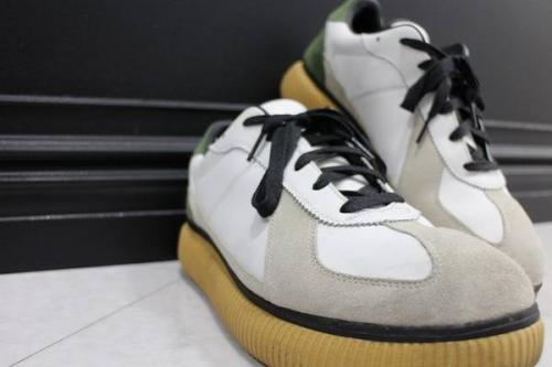 コンバースのスニーカー