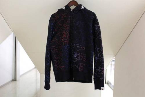 シュプリームのエイプ