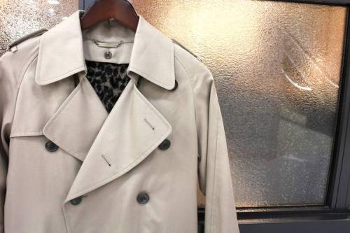 新入荷のコート