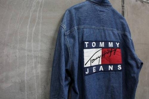 インポートブランドのTOMMY