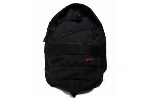 コラボ・別注アイテムのBRIEFING