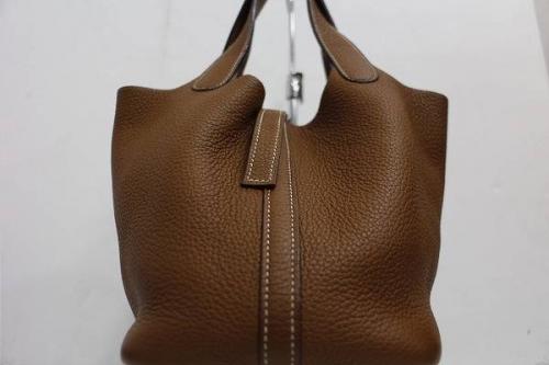 ラグジュアリーブランドの立川