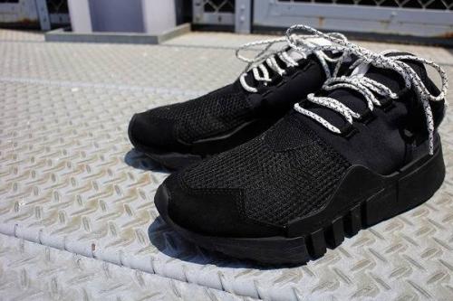 コラボ・別注アイテムの新入荷