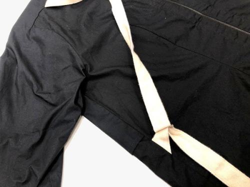 ハウドのstrap shirt