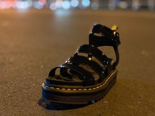 オリバーピープルズ