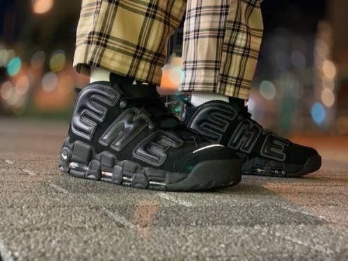 ストリートブランドのNIKE×Supreme