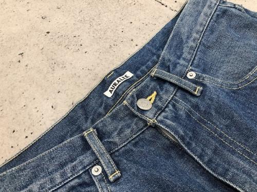 AURALEEのオーラリー