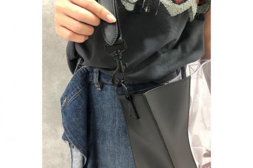 PVCバイカラーショルダーバッグ