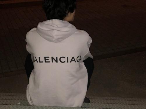 BALENCIAGAのバレンシアガ