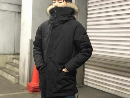 チルダウンジャケットのCHILL