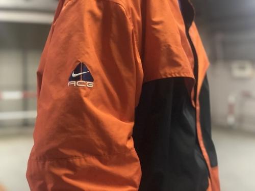 ヴィンテージアイテムのNIKE ACG