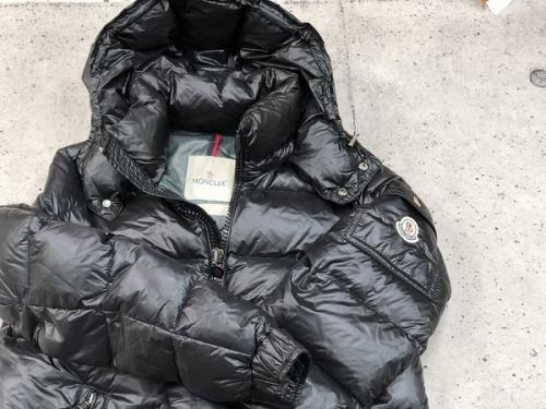 ダウンジャケットのカーディガン