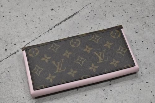 グッチのLOUIS VUITTON