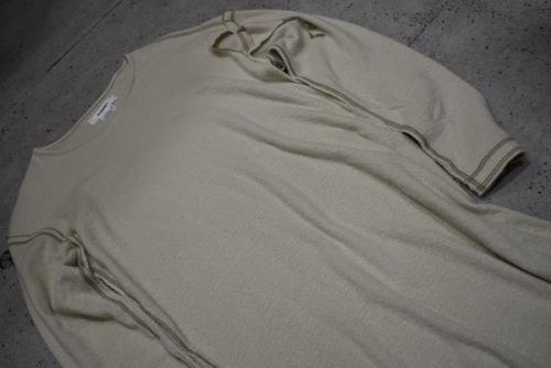 センタープレスパンツの吾亦紅