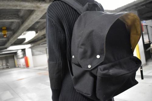 ラフシモンズ × イーストパックのカルバンクライン