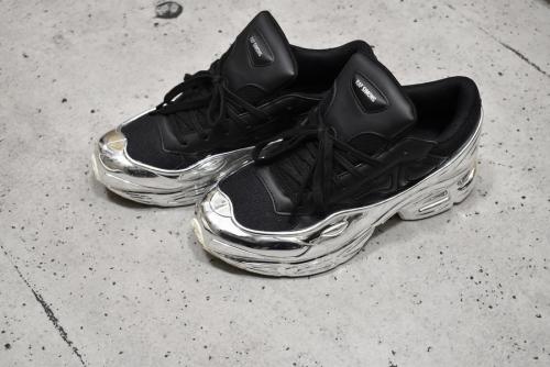 RAF SIMONSのラフシモンズ