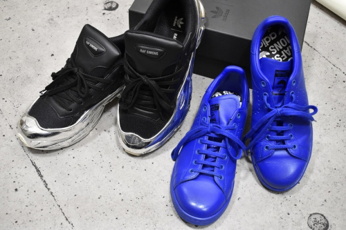 インポートブランドのRAF SIMONS