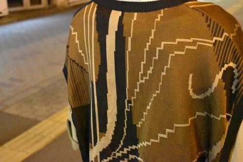 バレンシアガの新入荷　立川　