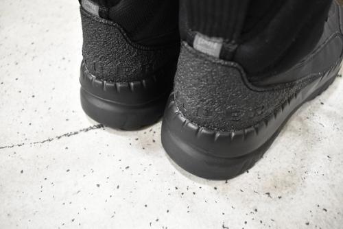 KIKO KOSTADINOVのキコ・コスタディノフ