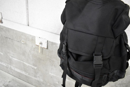 ビジネスアイテムのBRIEFING