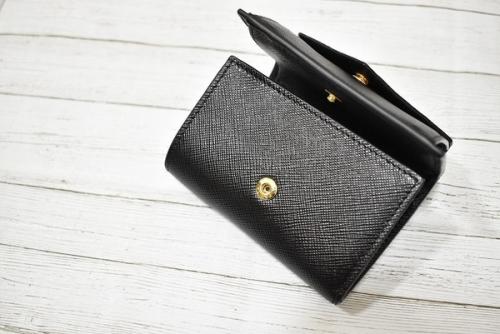 プラダの立川 新入荷