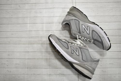 NEW BALANCEのニューバランス