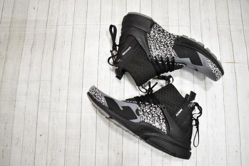 NIKE×ACRONYMのナイキ×アクロニウム