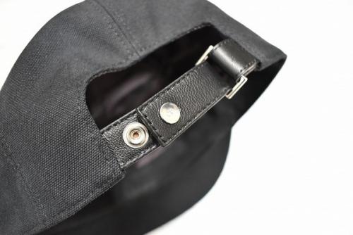 立川 新入荷のKAWS