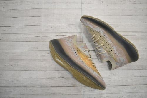 adidasのアディダス