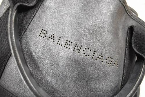 バレンシアガの立川　新入荷 古着