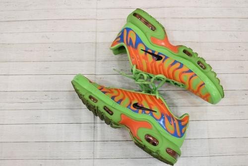 ナイキ×シュプリームのエアマックスプラス