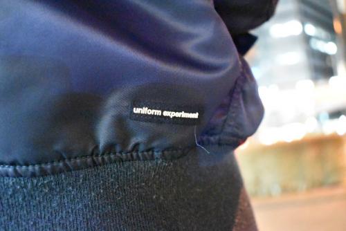 ユニフォームエクスペリメントのリバーシブルMA-1